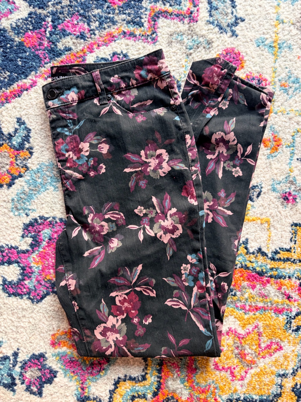 Bandolino Floral Women’s Amy Style Jeans size 8